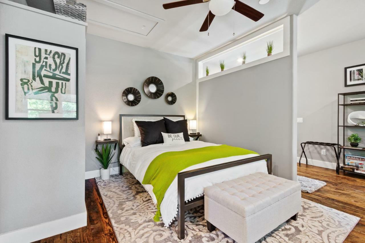 Studio A On Central Avenue Бентонвилль Экстерьер фото